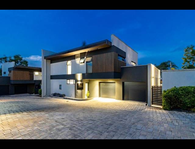 3 BEDROOM CLUSTER FOR SALE IN HAZELWOOD